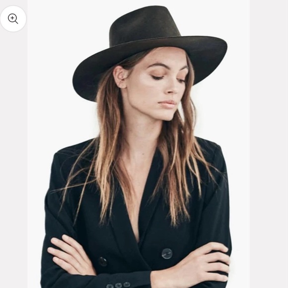 Janessa Leone Lennon hat - Picture 4 of 7